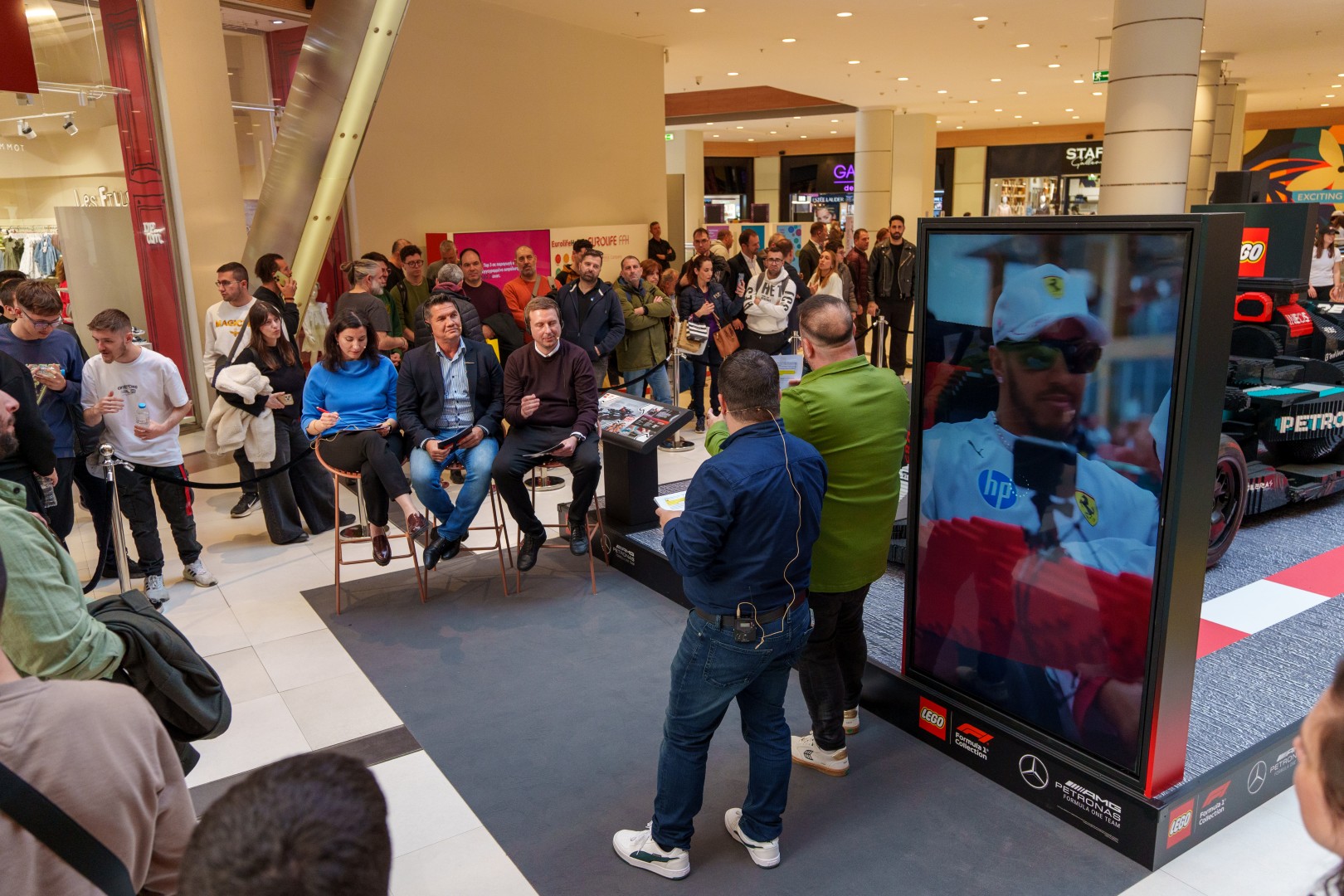 Στην Ελλάδα το μονοθέσιο LEGO Mercedes-AMG Petronas F1