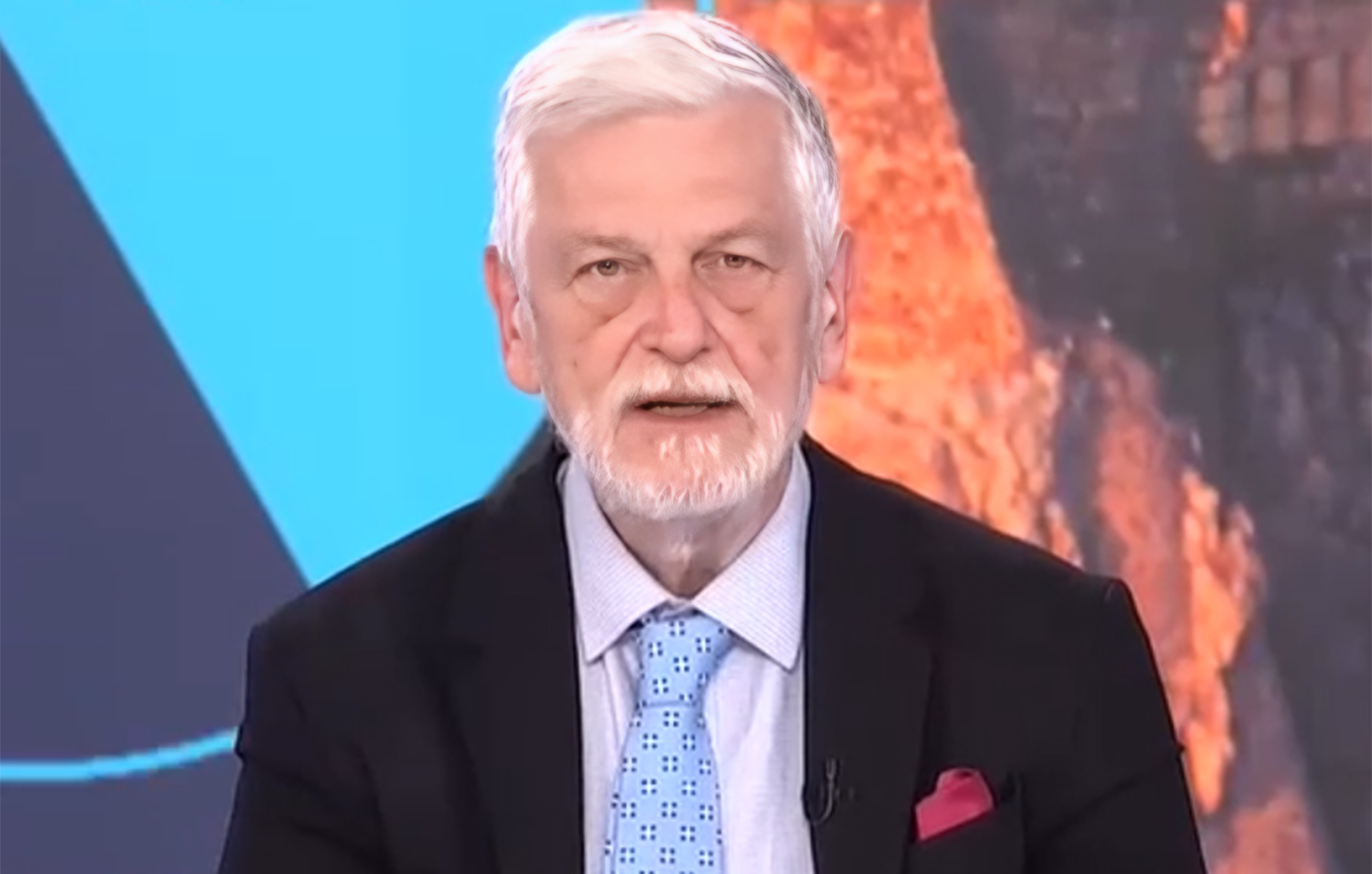 Λοβέρδος: Θα γίνει η μεταφορά του Αγίου Φωτός στην Αθήνα – Είναι η «ψυχή» των Ελλήνων