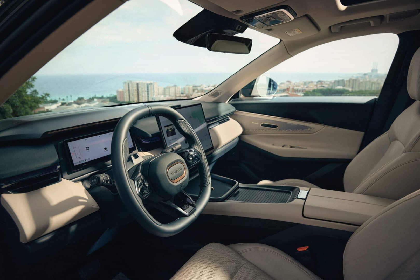 Lynk & Co 08: Διαμορφώνει το μέλλον με τον τρόπο του