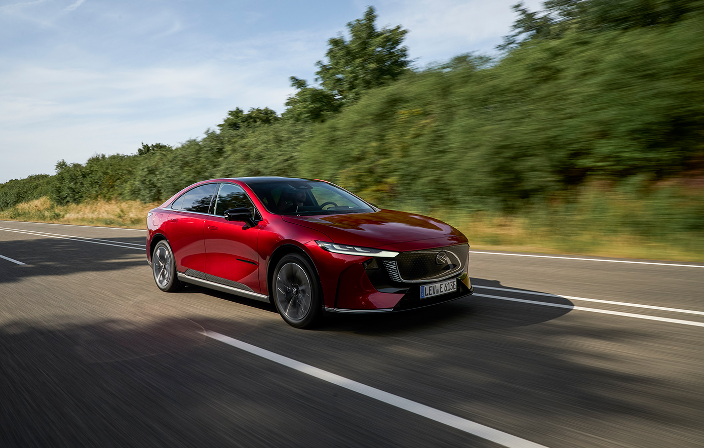 Σημαντική διάκριση: Το νέο Mazda6e αναδείχθηκε “World Car Design of the Year 2026“!