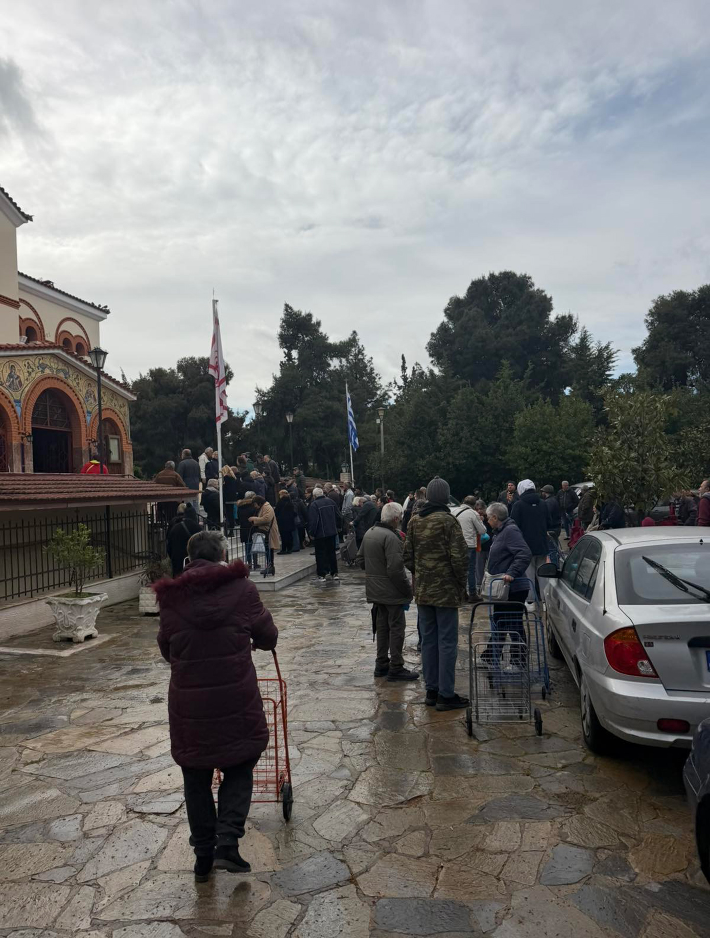 Δέματα Αγάπης από την Ιερά Μητρόπολη Νέας Ιωνία