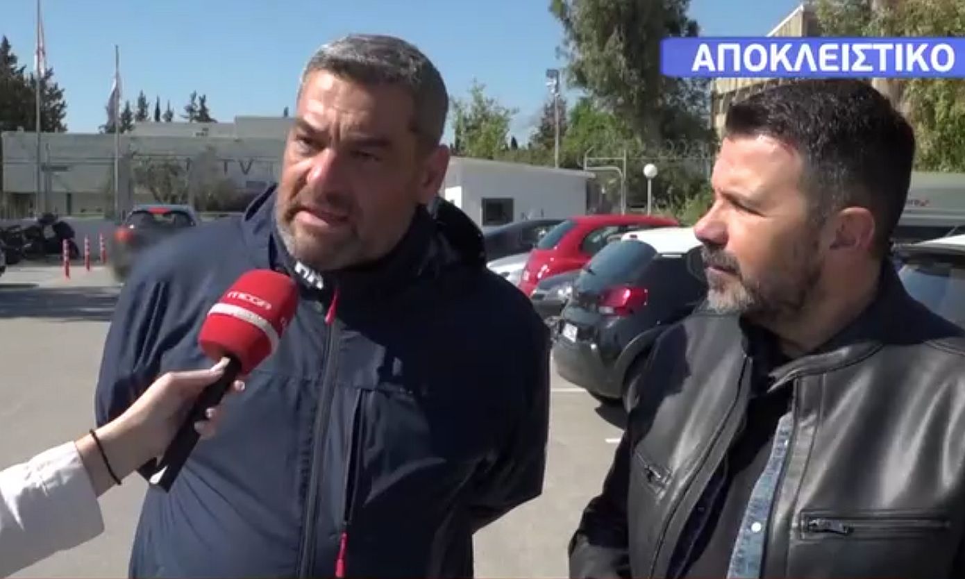 Μάνος Νιφλής: «Τι μας έχει πιάσει όλους μ’ αυτό το πράγμα, το infotainment, στην ελληνική τηλεόραση;»
