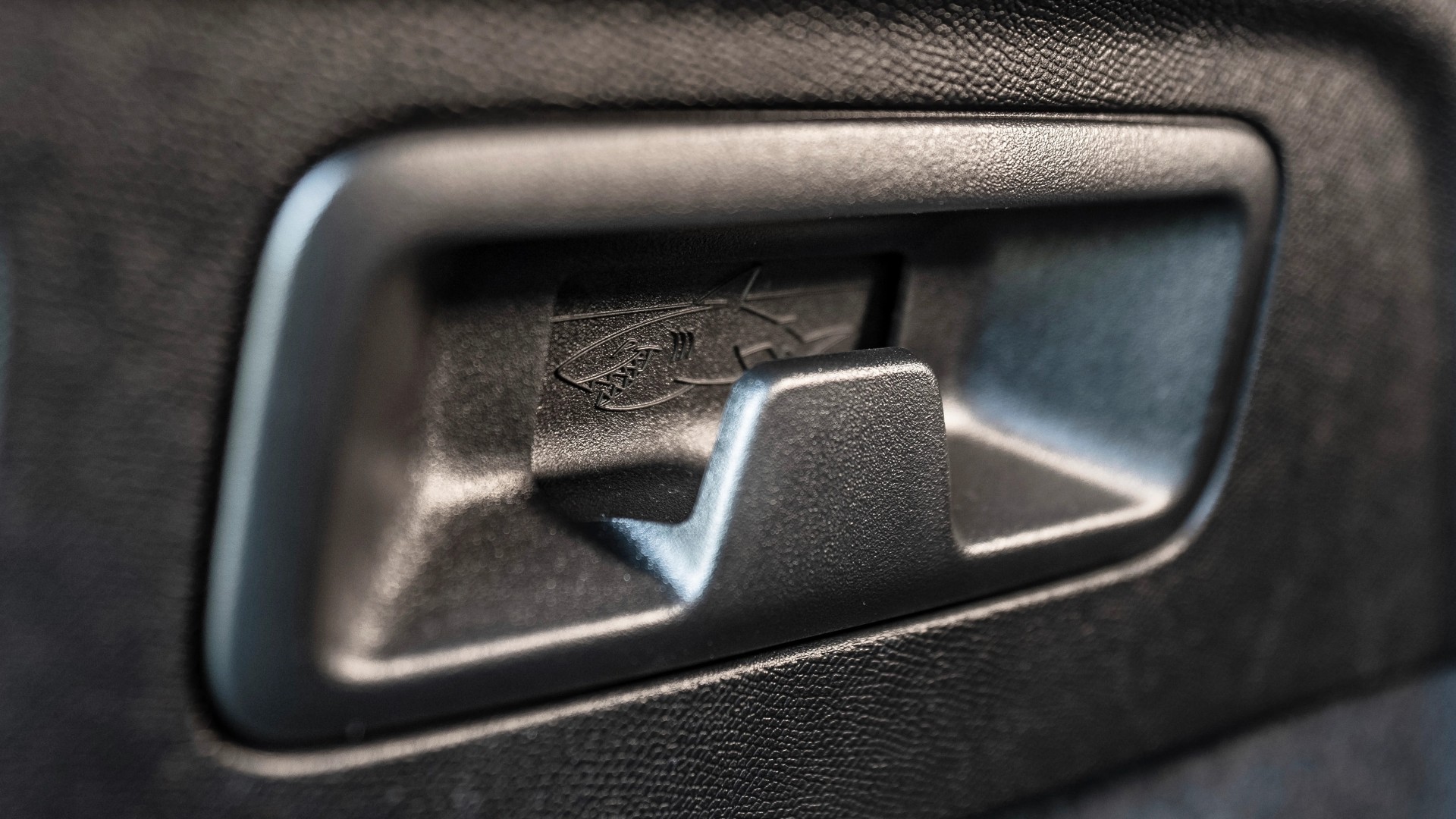 Opel: Το «κυνήγι καρχαριών» συνεχίζεται στο νέο Astra