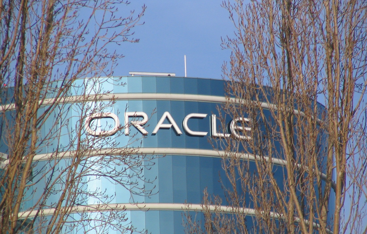 Oracle εκτός ισολογισμού: Το κόλπο με τα project bond που ανησυχεί (και δελεάζει) τη Wall Street