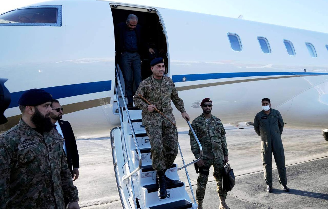 Ασίμ Μουνίρ: Ο πρώην αρχι-κατάσκοπος του Πακιστάν που παζαρεύει την ειρήνη μεταξύ ΗΠΑ-Ιράν