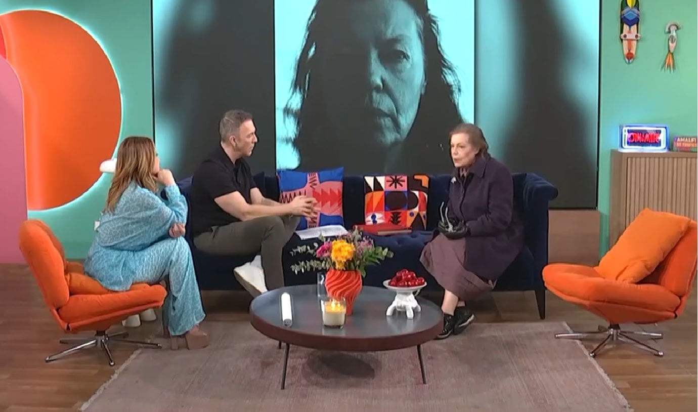 Η Ρούλα Πατεράκη εξομολογείται για την Αλίκη Βουγιουκλάκη: «Συνεργάστηκα για να δω τον κίνδυνο»