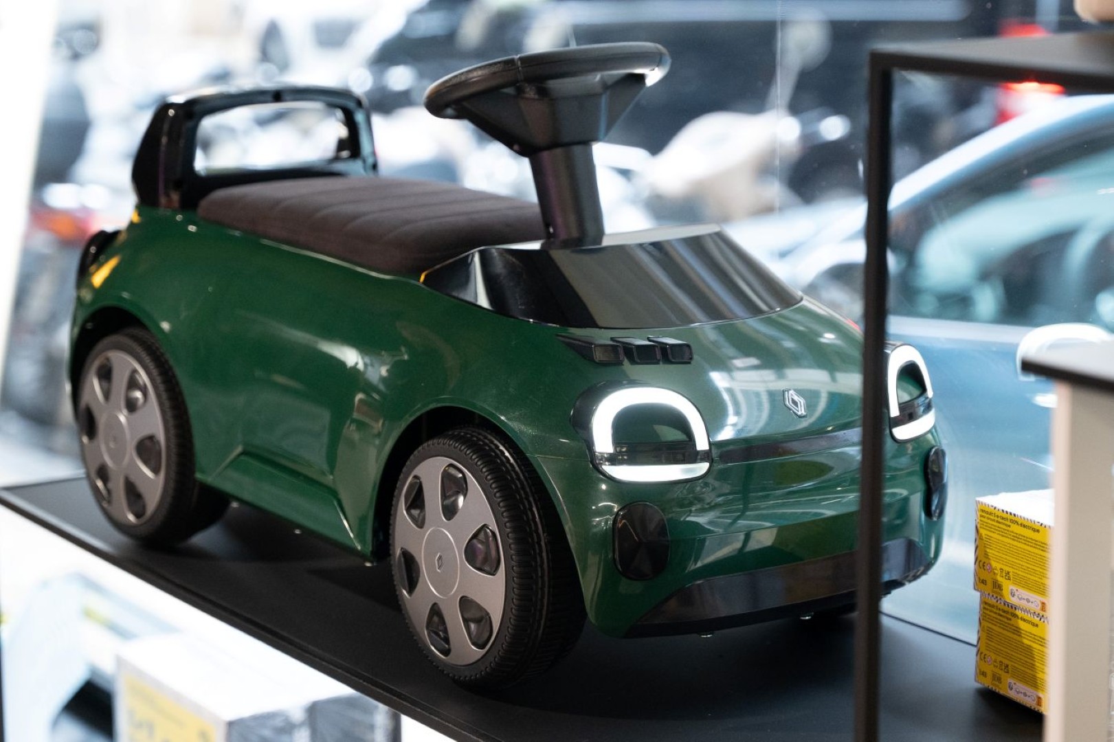 Renault: Το «rnlt Athens» είναι πλέον γεγονός