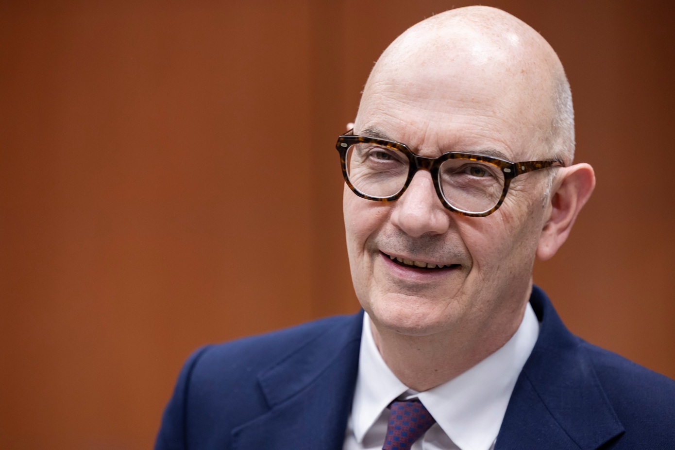 Το στενό του Ορμούζ πρέπει να ανοίξει ξανά, αλλά όχι «με οποιοδήποτε τίμημα», δήλωσε ο Γάλλος ΥΠΟΙΚ