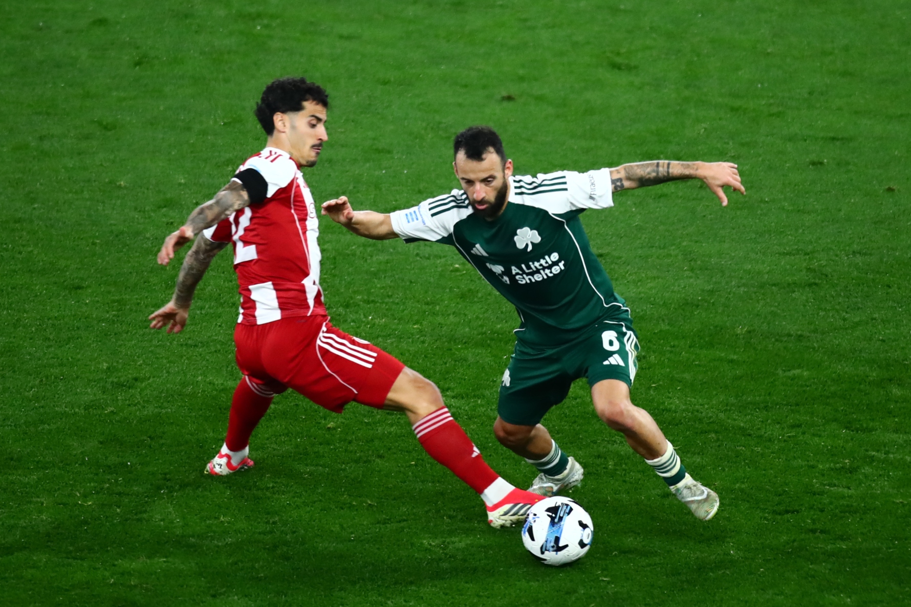 Ολυμπιακός: Το ελαφρύ προβάδισμα του Τσικίνιο για βασικός στο ντέρμπι της Λεωφόρου