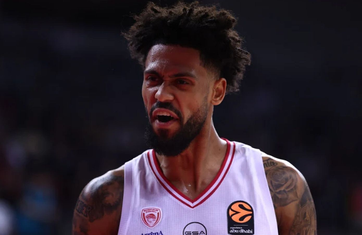 Ζητάει… συμβόλαιο Μιλουτίνοφ από τον Ολυμπιακό &#8211; Τον υπογράφουν οι Αγγελόπουλοι μαζί με Μακιντάιρ