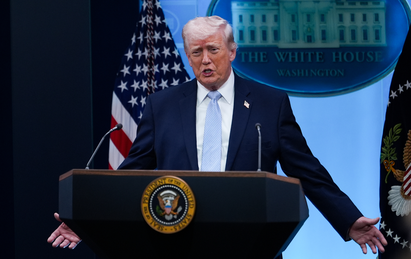 Έξω φρενών ο Τραμπ: Κανείς, ούτε το ΝΑΤΟ, δεν καταλαβαίνει τίποτα, εκτός αν ασκηθεί πίεση