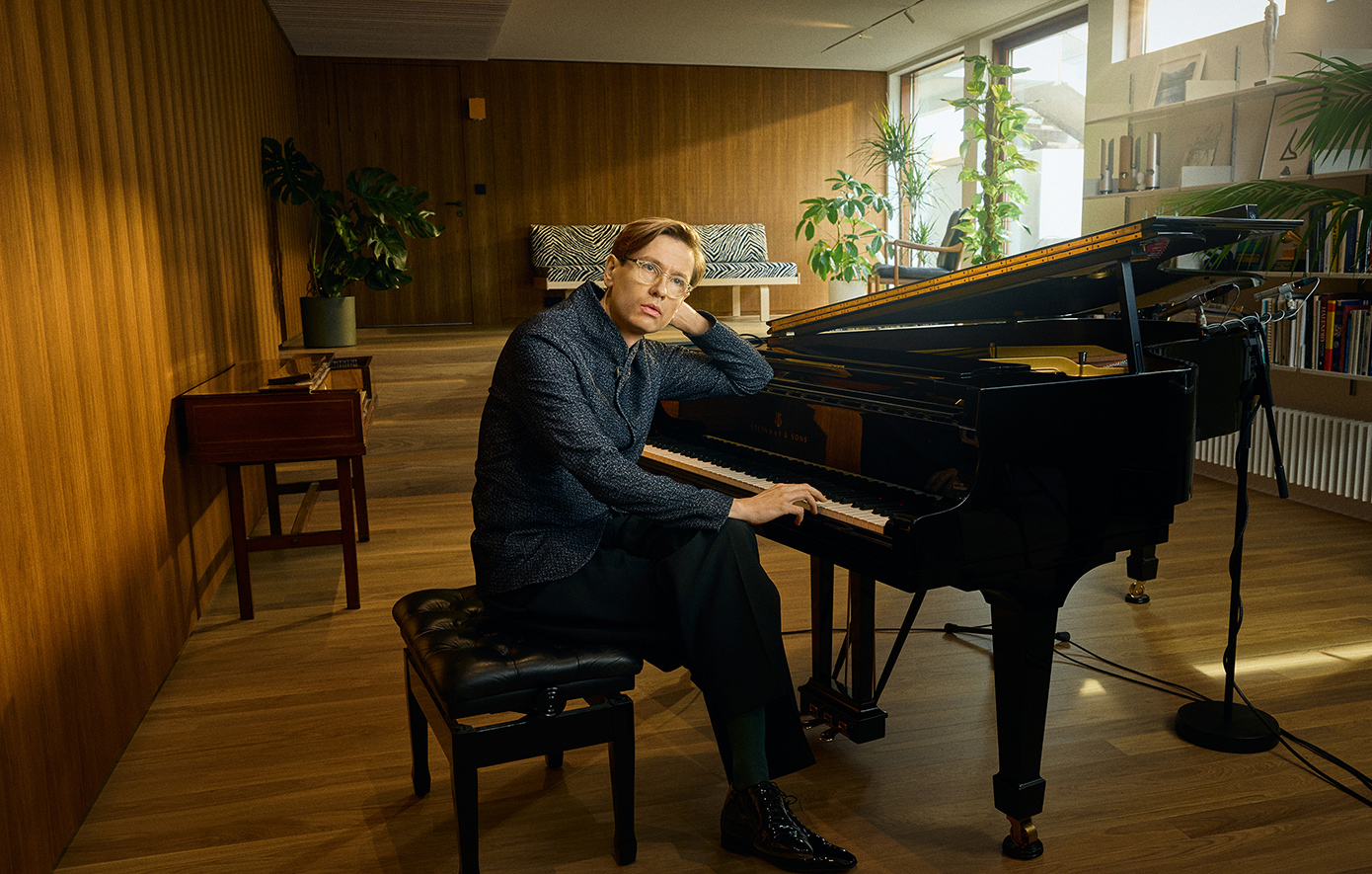 Βίκινγκουρ Όλαφσον: Ο πιανίστας-φαινόμενο ανοίγει την αυλαία στις «Εορτές αποχαιρετισμού» στο Ηρώδειο