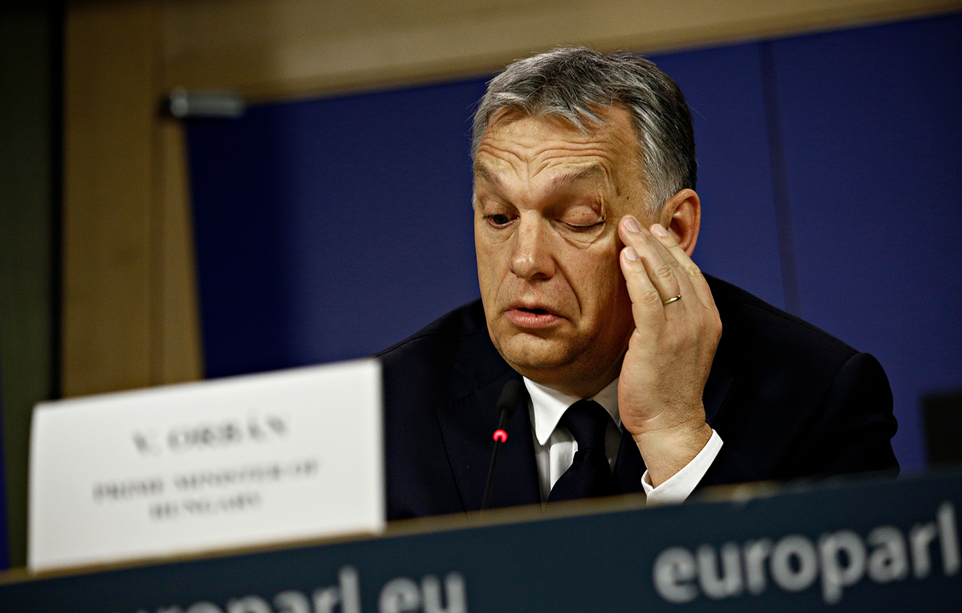 Ο Βίκτορ Όρμπαν παραιτείται από τη βουλευτική του έδρα μετά τη βαριά εκλογική ήττα