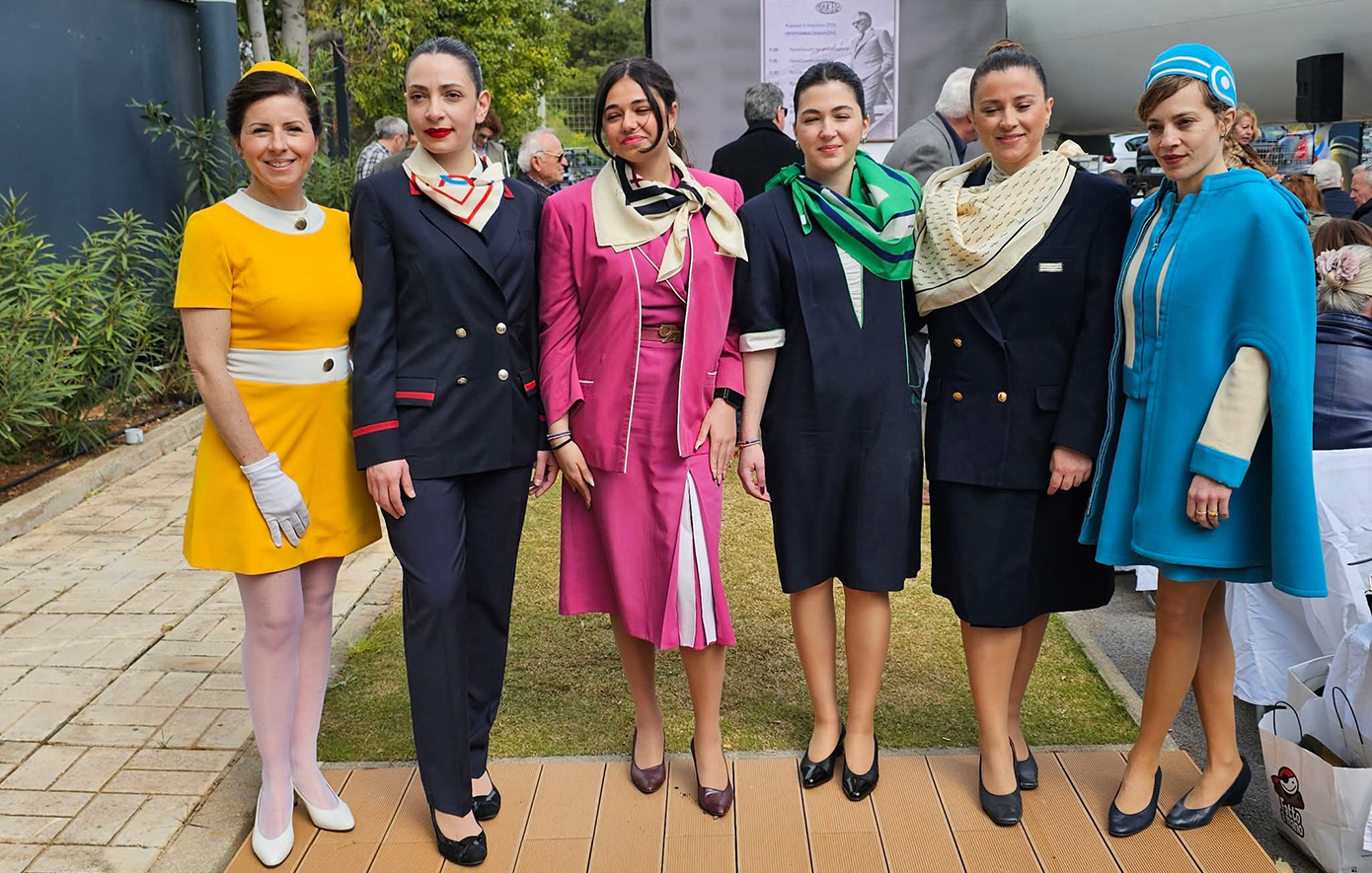 Αποκαλυπτήρια του ανδριάντα του Αριστοτέλη Ωνάση στο Ελληνικό Αποκαλυπτήρια του ανδριάντα του Αριστοτέλη Ωνάση στο Ελληνικό