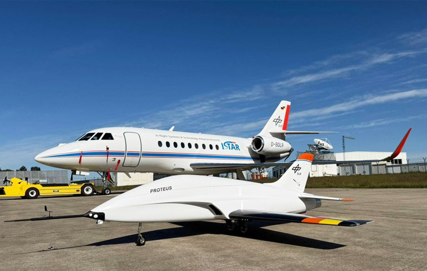 Γερμανοί μηχανικοί δοκιμάζουν πτέρυγες αεροσκαφών που αλλάζουν σχήμα εν πτήσει