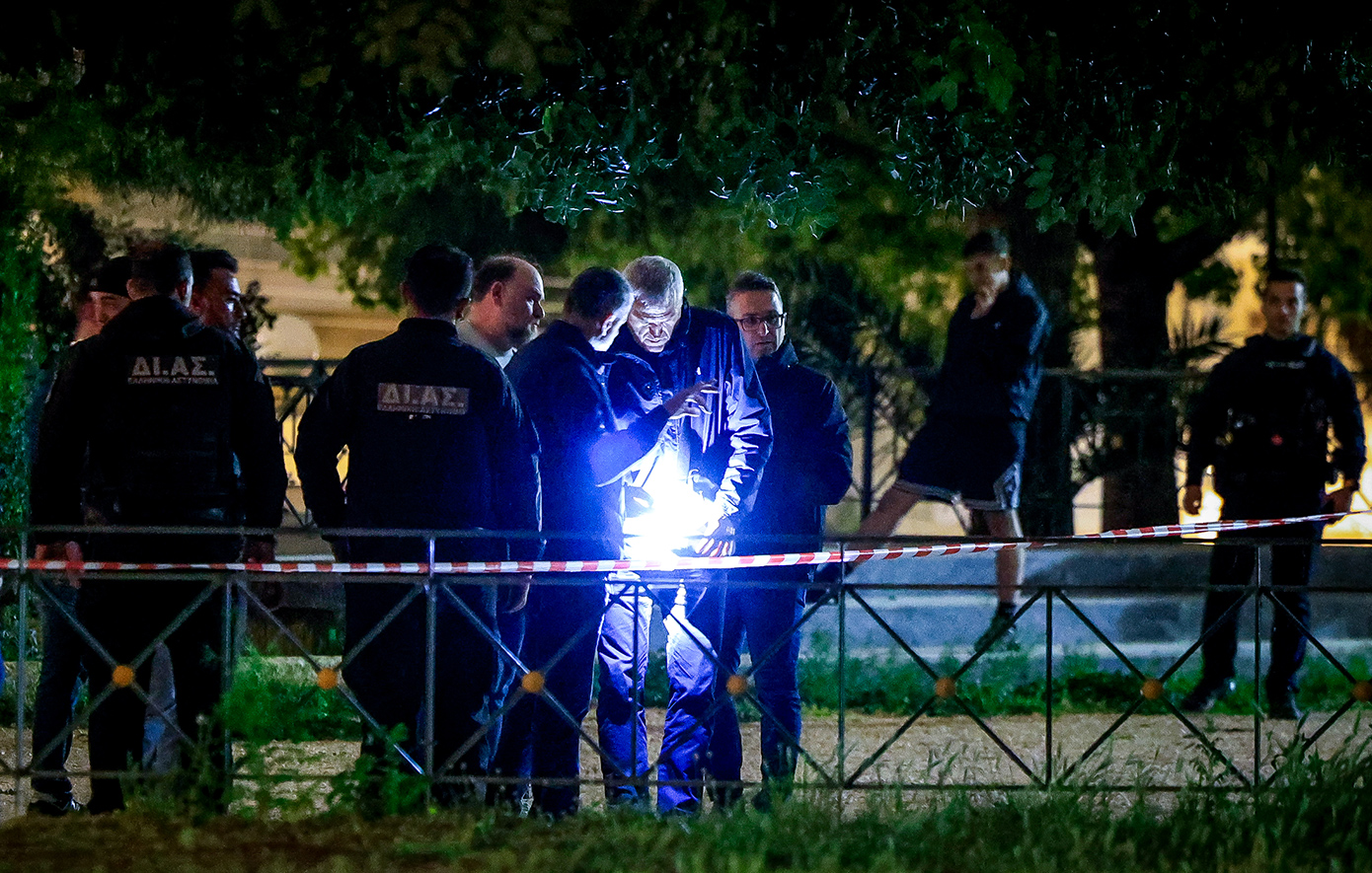 Νεκρός 25χρονος στον Άγιο Δημήτριο – Βρέθηκε μαχαιρωμένος στο πάρκο Ασυρμάτου