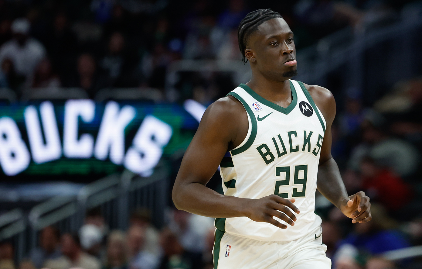 ΝΒΑ: Έγραψαν ιστορία οι «Αντετοκούμπρος», για πρώτη φορά τρία αδέρφια στο ίδιο ρόστερ