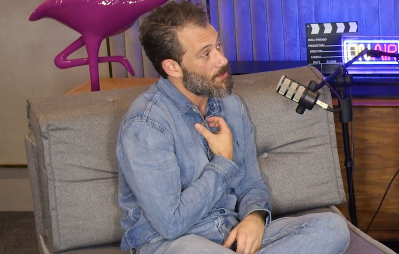 Αντίνοος Αλμπάνης: «Μου λένε να βάλω μαλλιά &#8211; Δεν είχα ποτέ αγωνία για την εικόνα μου»