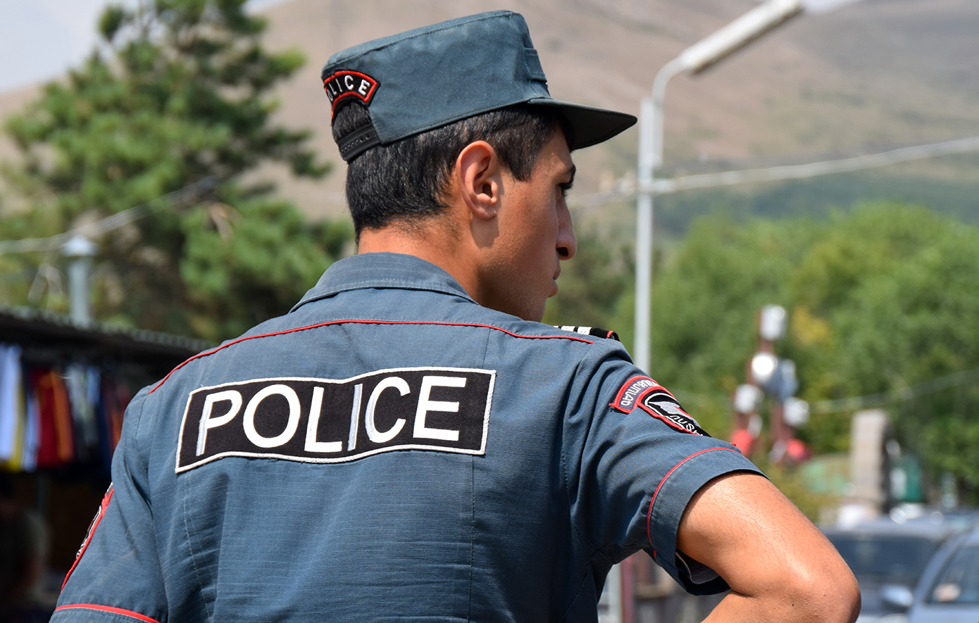 Οι αρχές της Αρμενίας έθεσαν υπό κράτηση πρόσωπα της φιλορωσικής αντιπολίτευσης ενόψει των εκλογών του Ιουνίου