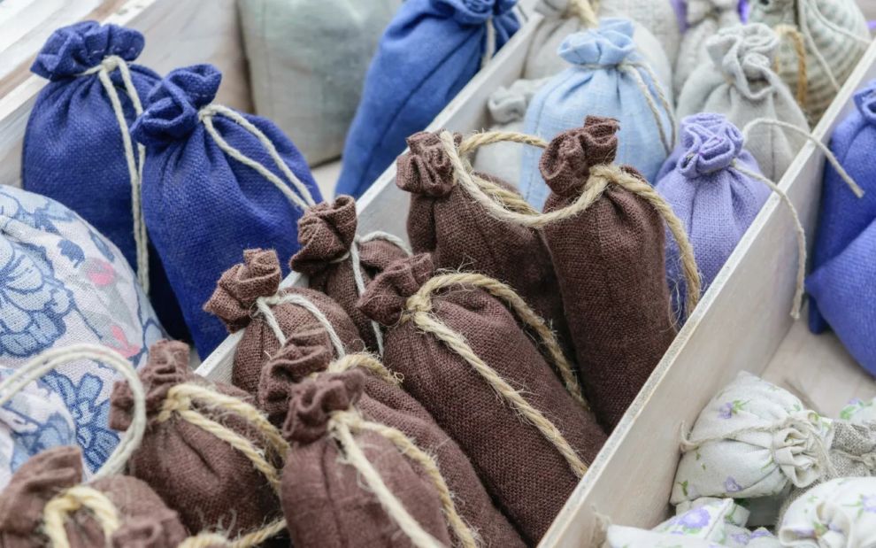 Φτιάξτε αρωματικά πουγκάκια για τις ντουλάπες σας με 3 μόνο υλικά