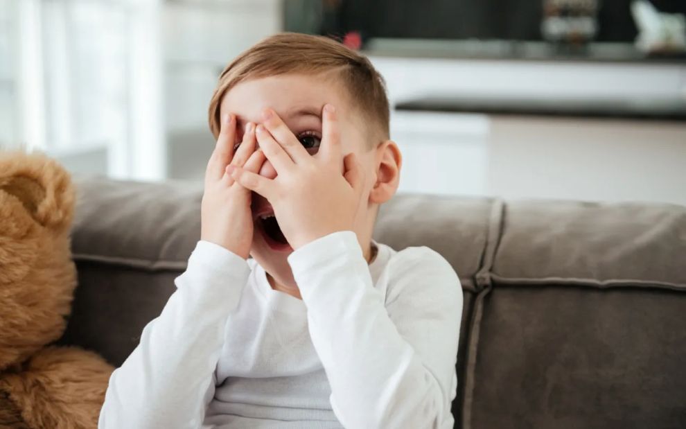 Το παιδί μου έχει μαύρους κύκλους κάτω από τα μάτια, να ανησυχήσω;