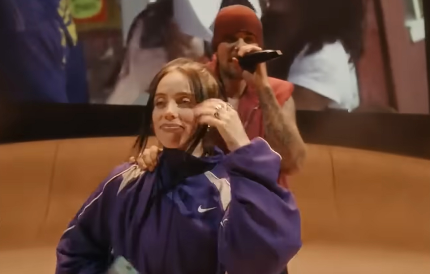 Η Μπίλι Άιλις «δεν μπορεί να σταματήσει να κλαίει» μετά την πρόσκληση στη σκηνή από το παιδικό της είδωλο, Τζάστιν Μπίμπερ