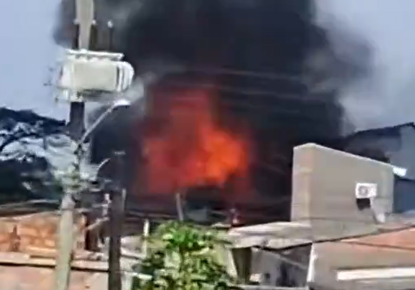 Αεροσκάφος συνετρίβη πάνω σε εστιατόριο στη Βραζιλία – Τέσσερις νεκροί