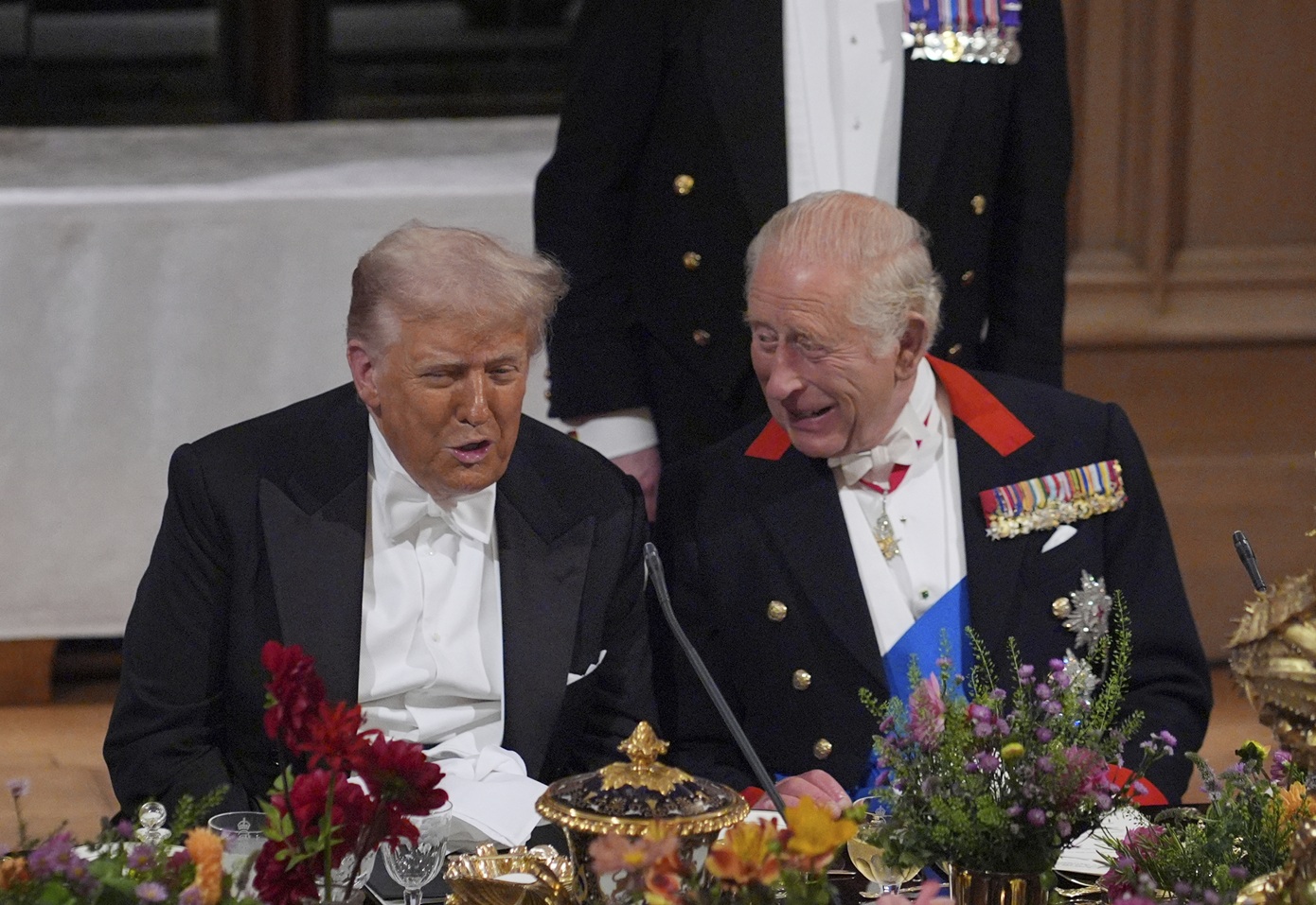 Ο βασιλιάς Κάρολος θα ταξιδέψει κανονικά στις ΗΠΑ: «Η επίσκεψη θα γίνει όπως έχει προγραμματιστεί», λέει το παλάτι