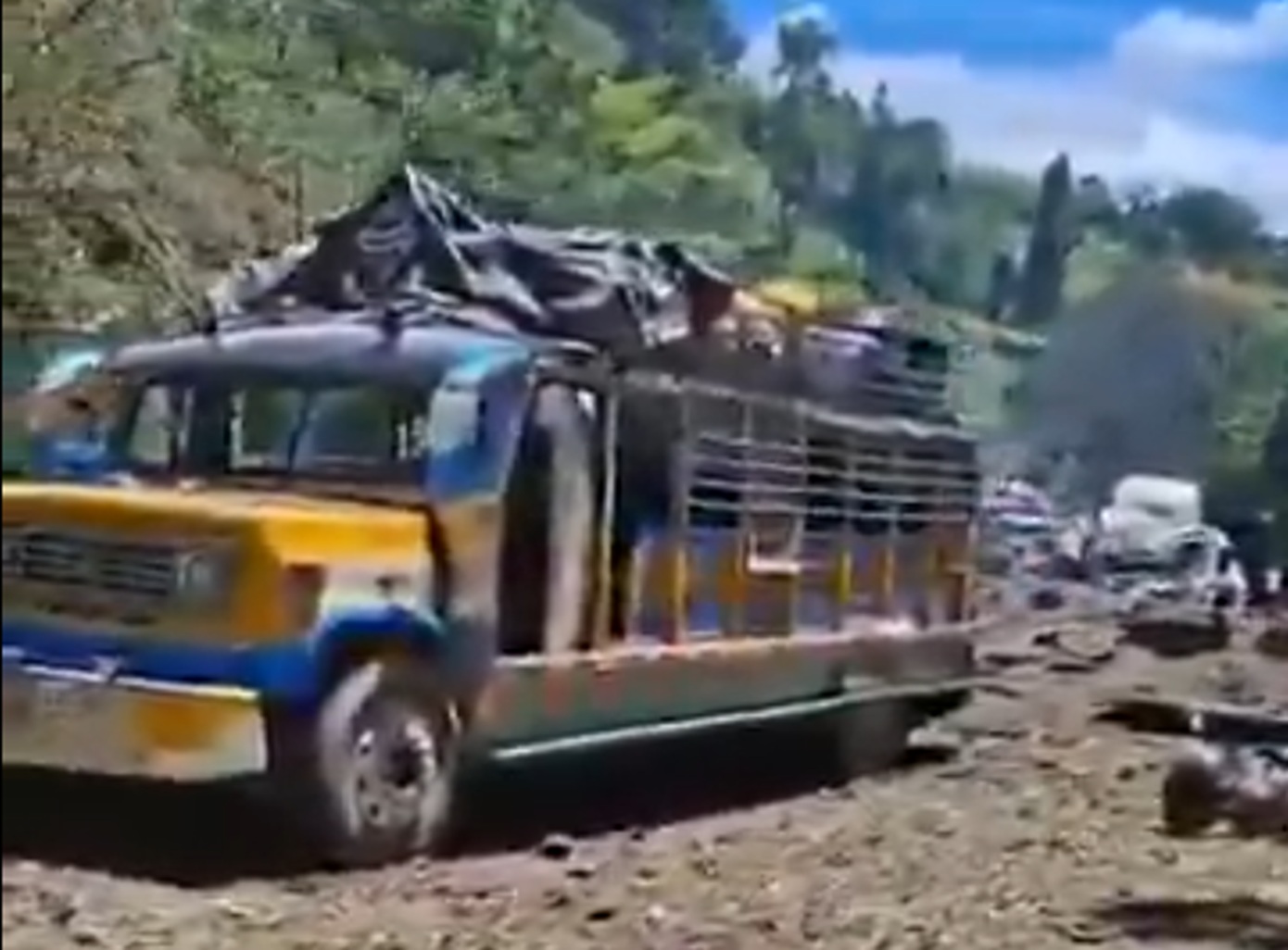 Τρομακτικό βίντεο: Βόμβα σε λεωφόρο στην Κολομβία &#8211; 19 νεκροί και δεκάδες τραυματίες