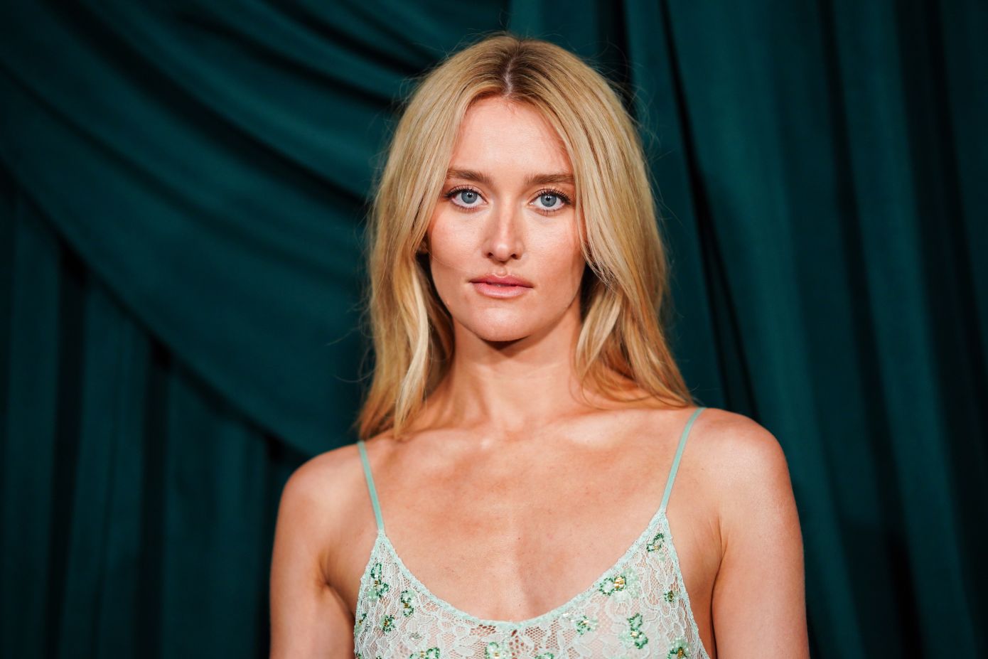 Tightlining: Eμπρός στο δρόμο που χάραξε η Sarah Pidgeon- η τεχνική που κάνει τα μάτια να δείχνουν μεγαλύτερα