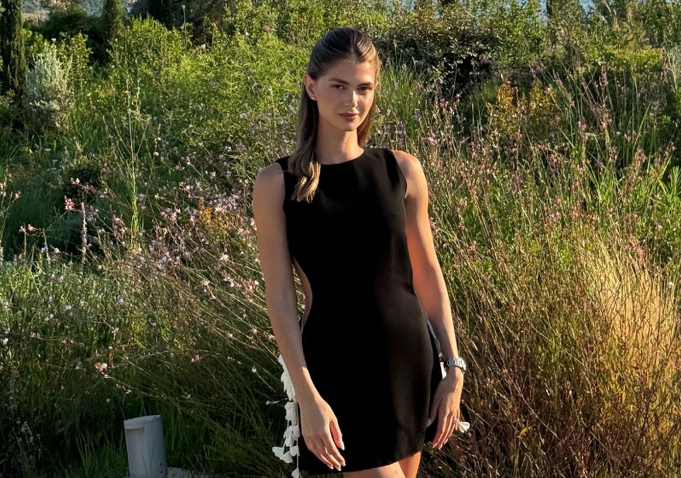 H Αμαλία Κωστοπούλου αποκαλεί αυτό το lip gloss &#8220;insane game changer&#8221; γιατί έχει το κατάλληλο plumling effect- Τόσο όσο