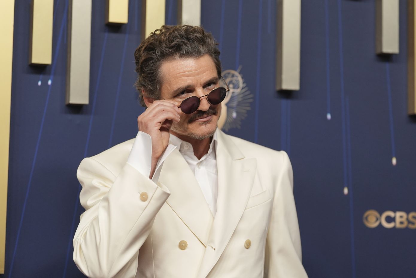 Ο Pedro Pascal γίνεται το νέο πρόσωπο της Chanel και αυτή η συνεργασία έχει ξεκινήσει να συζητιέται
