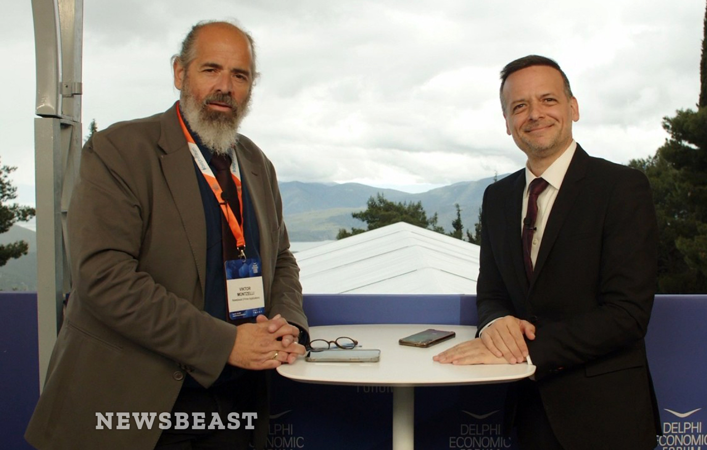 Χάρης Δούκας στο Newsbeast: Το κυκλοφοριακό παραμένει το μεγαλύτερο πρόβλημα της Αθήνας &#8211; Τι είπε για δεύτερη θητεία