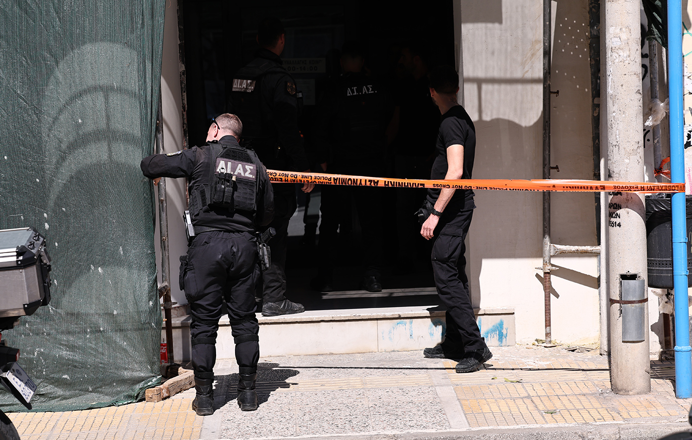 Μετά τον ΕΦΚΑ Κεραμεικού, ο ηλικιωμένος πήγε στη Λουκάρεως και πυροβόλησε άλλους τρεις