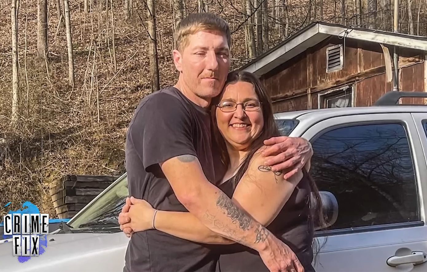 Ζευγάρι από το Κεντάκι καταδικάστηκε επειδή άφηνε παιδί να λιμοκτονεί και το ανάγκασε να ρουφά μόνωση τοίχου για νερό