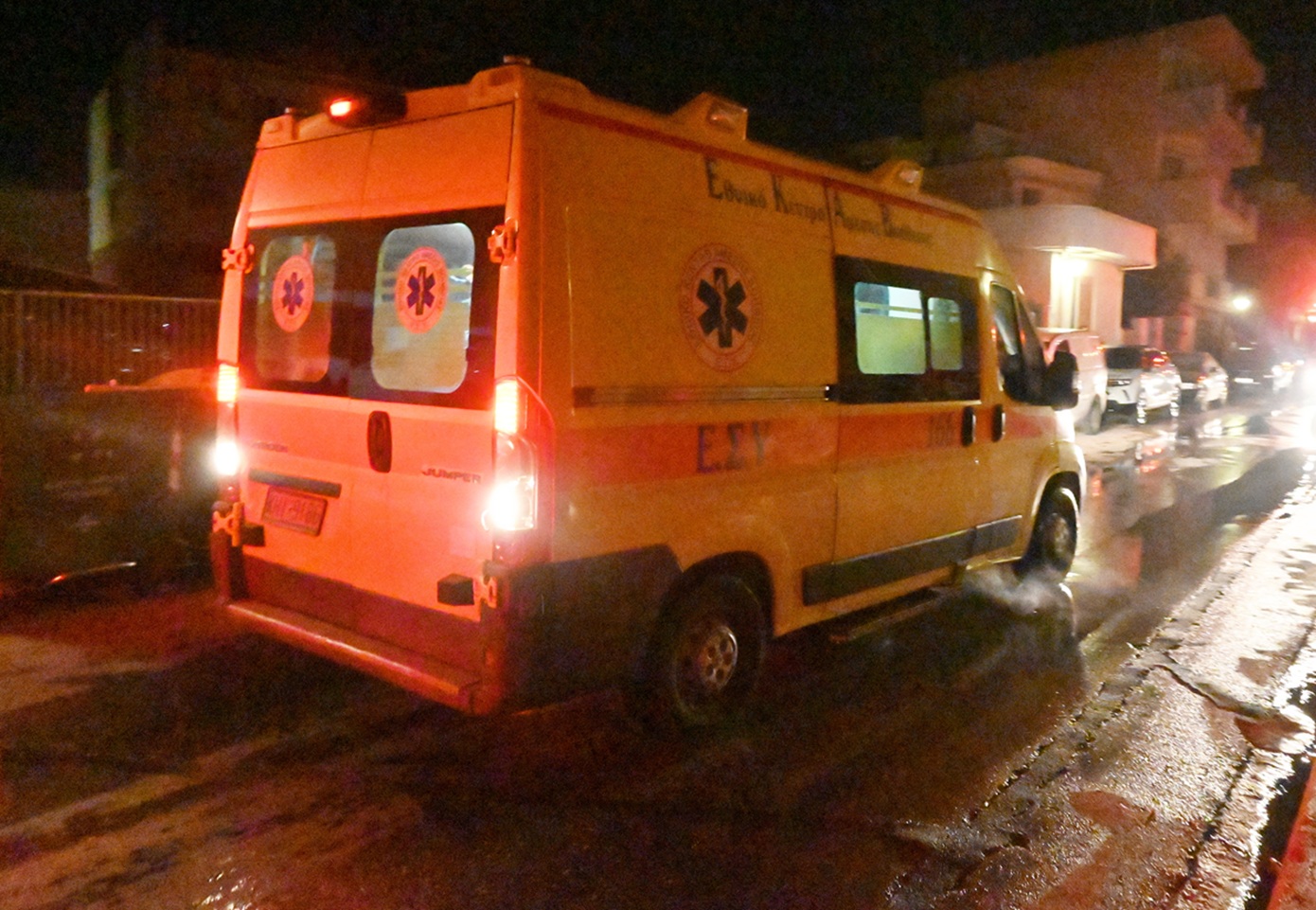 Κακοκαιρία Erminio: Νεκρός άνδρας στη Νέα Μάκρη, ανασύρθηκε κάτω από αυτοκίνητο