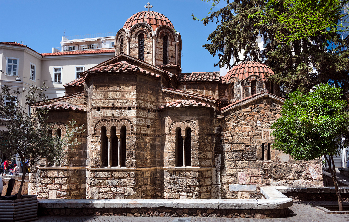 Πέντε ιστορικές εκκλησίες στην Αθήνα για να ακούσετε το Τροπάριο της Κασσιανής σε κλίμα κατάνυξης