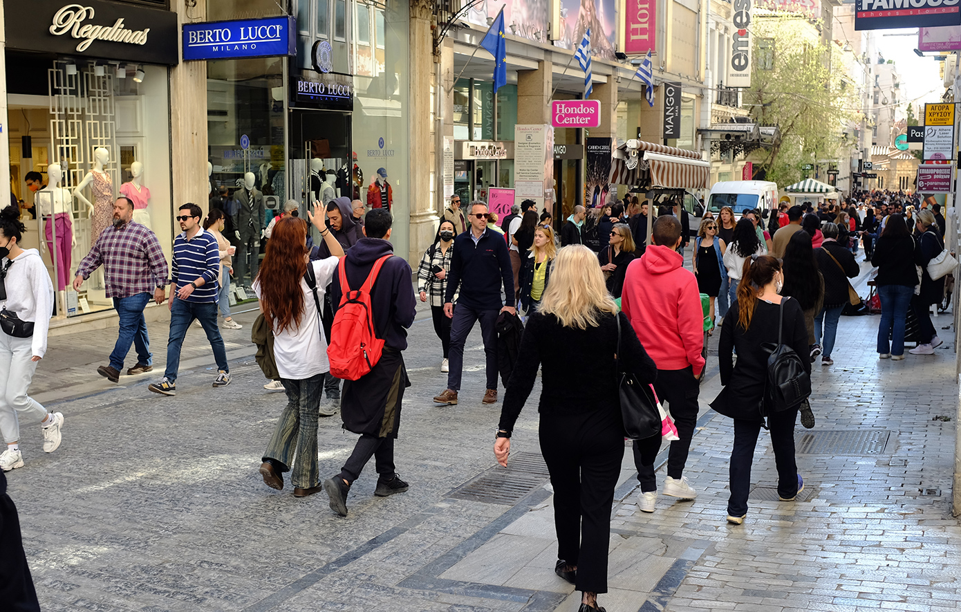Το εορταστικό ωράριο των καταστήματων εν όψει Πάσχα &#8211; Πότε είναι κλειστά τα εμπορικά