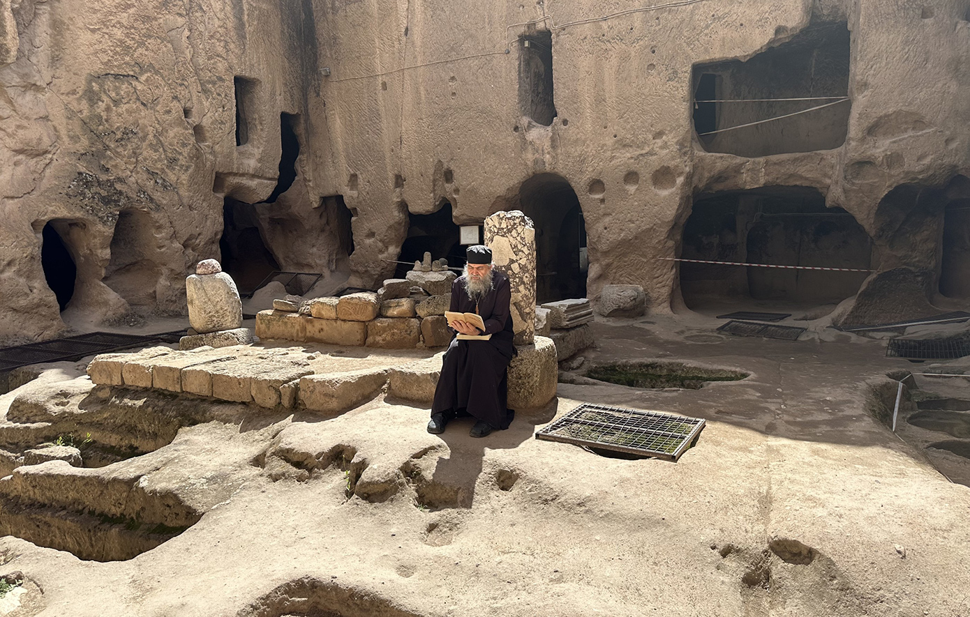 «Φως Καππαδοκίας: Άγιος Αρσένιος και Άγιος Παΐσιος»: Το κινηματογραφικό οδοιπορικό σε α&#8217; τηλεοπτική μετάδοση