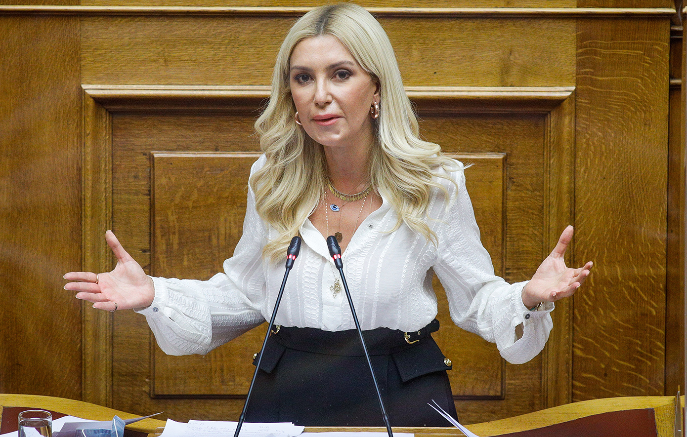 Αραμπατζή μετά την απειλή για βόμβα στο πολιτικό της γραφείο: Δεν φοβήθηκα ποτέ, δεν πρόκειται να φοβηθώ και τώρα