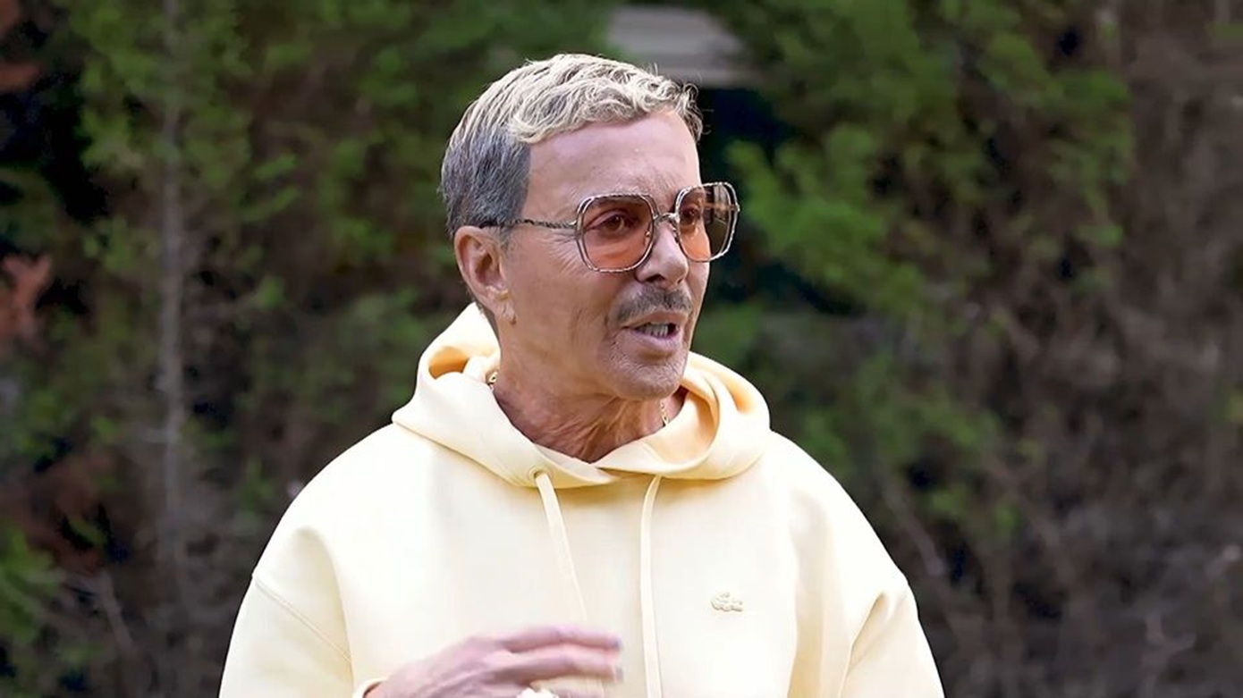 Λάκης Γαβαλάς: Θεώρησα ότι έχω ζήσει τρεις ζωές και τότε κάποιος πήγε πρόωρα να με θάψει