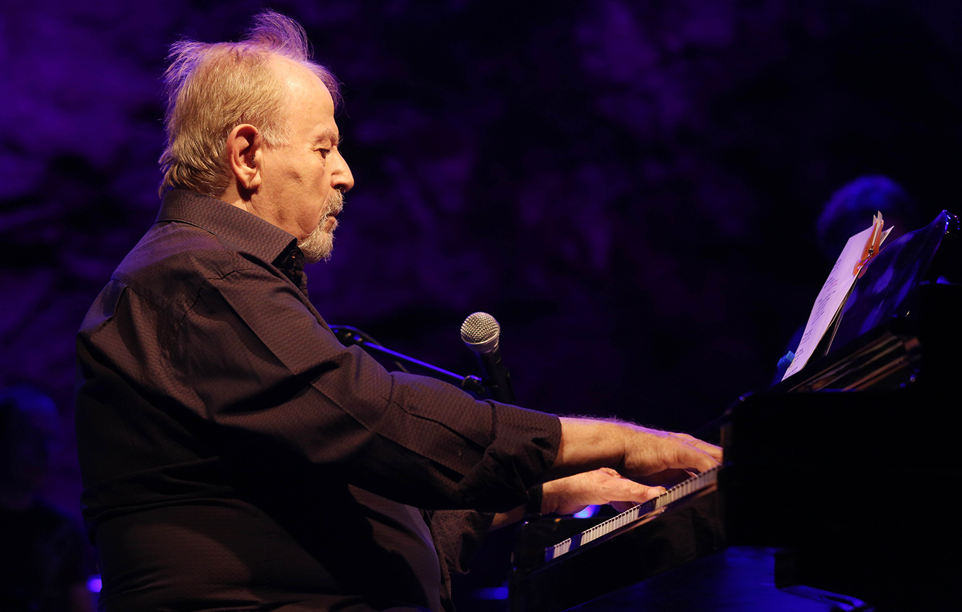 Το ξεχωριστό αφιέρωμα στον Γιάννη Σπανό, με τη «μούσα» του Τάνια Τσανακλίδου