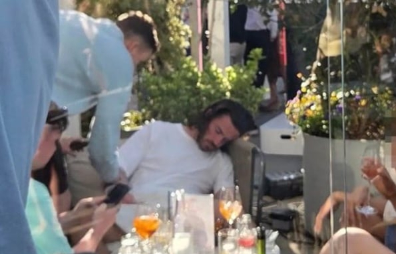 Σάλος στην Αγγλία: Ο Τζακ Γκρίλις αποκοιμήθηκε μεθυσμένος σε μπαρ