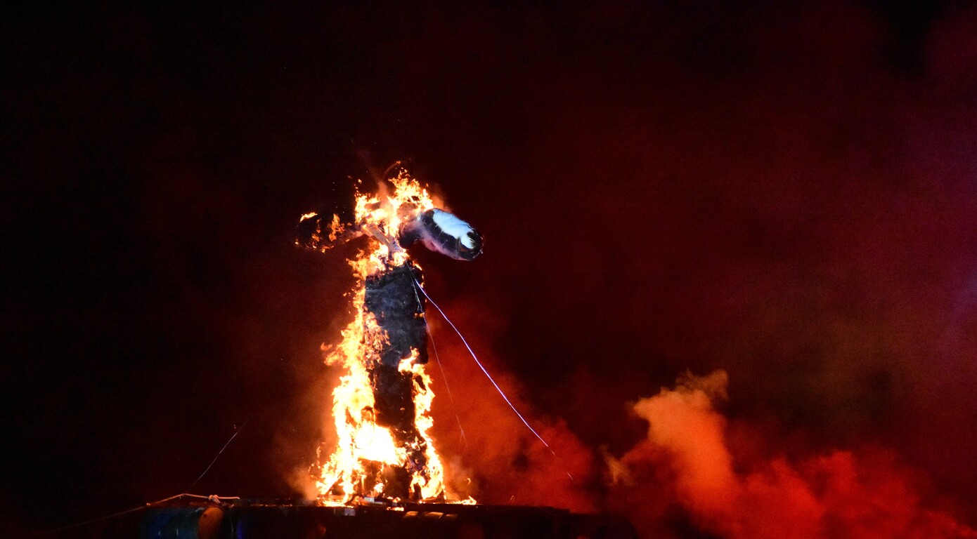 Καίνε τον Ιούδα σε Λεβίδι και Τρίπολη