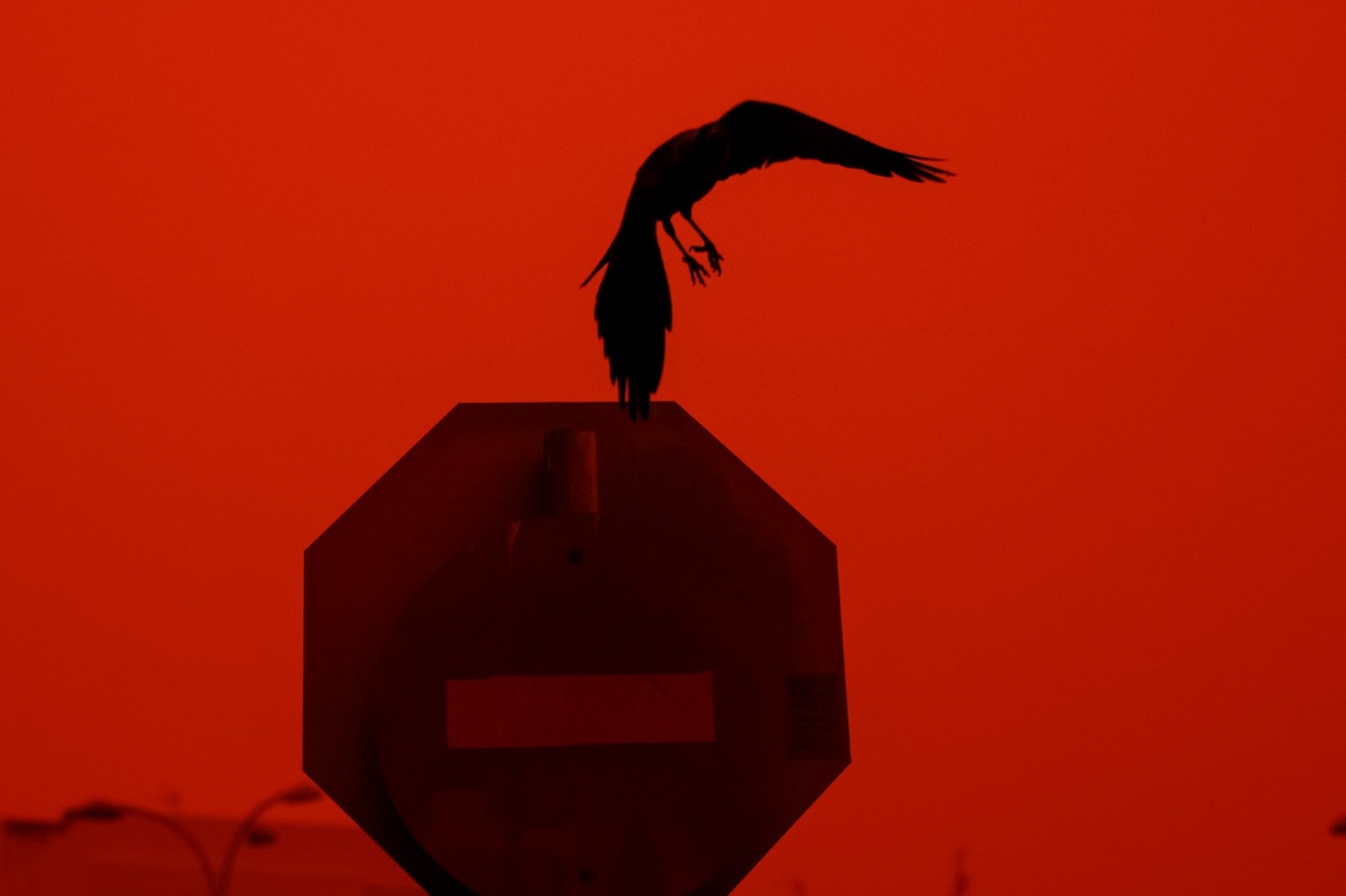 Προβλήματα στις αερομεταφορές στο Ηράκλειο με εκτροπές πτήσεων και πολύωρη αναμονή