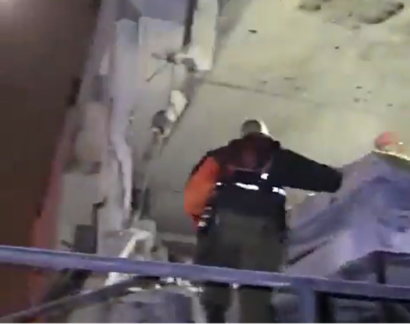 Κατέρρευσε κτίριο στο Ισραήλ μετά από ιρανική επίθεση με βόμβες διασποράς