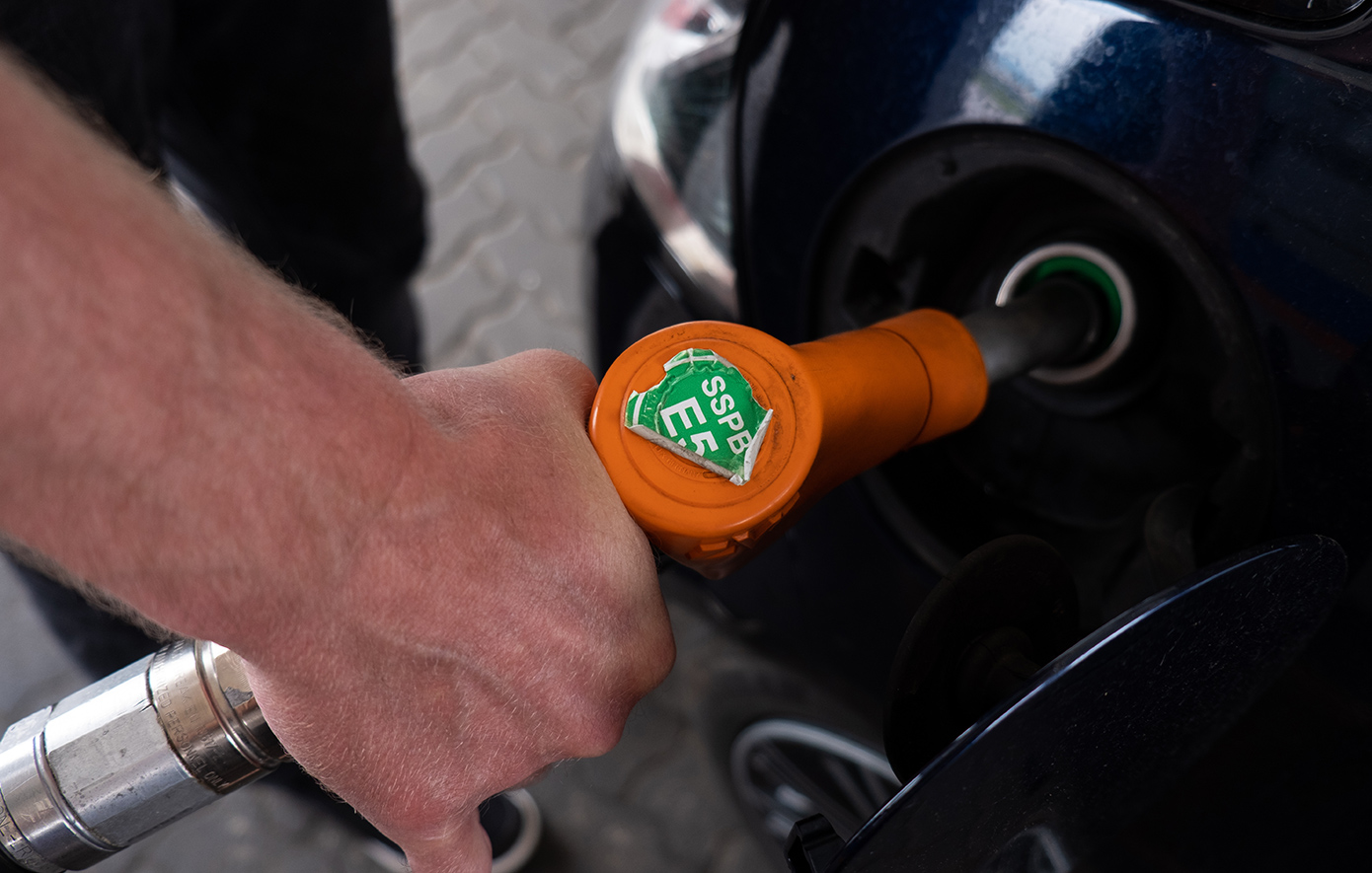 Ιταλία: Παράταση στο «ψαλίδι» των φόρων στα καύσιμα 