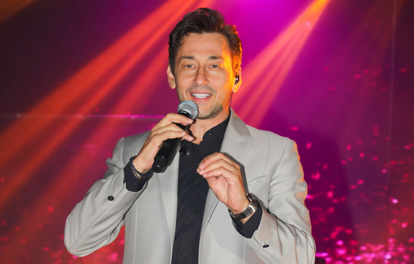 Πάνος Καλίδης για τα «γαλλικά» σε συνεργάτη του: «Εσείς στις δουλειές σας στην καθαρεύουσα μιλάτε;»