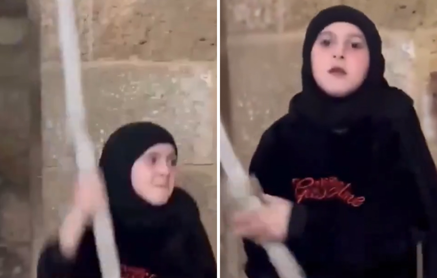 Νεαρή μουσουλμάνα χτυπάει καμπάνα εκκλησίας στον Λίβανο και συγκινεί το διαδίκτυο &#8211; «Είμαστε όλοι ένα»