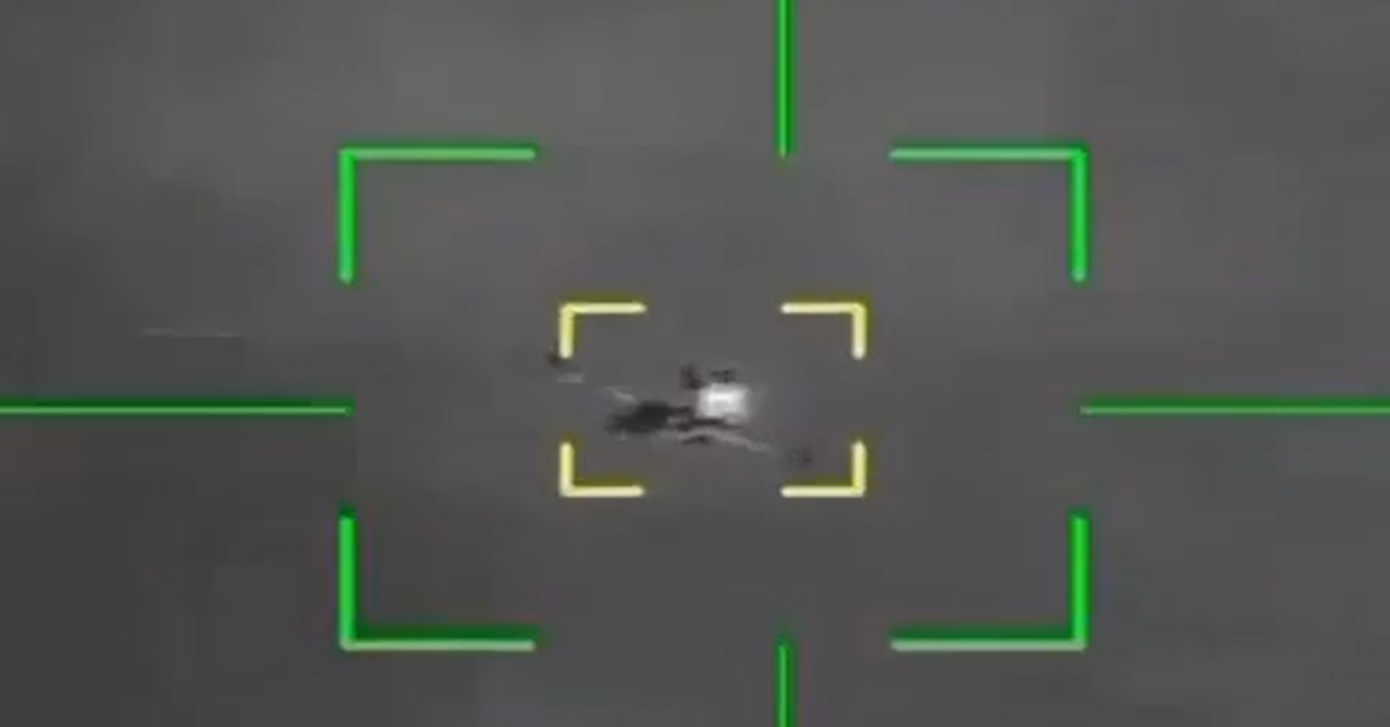 Βίντεο φέρεται να δείχνει αμερικανικό μαχητικό να καταρρίπτεται πάνω από νότιο Ιράν